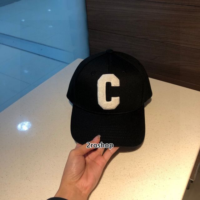 셀린느볼캡연블루