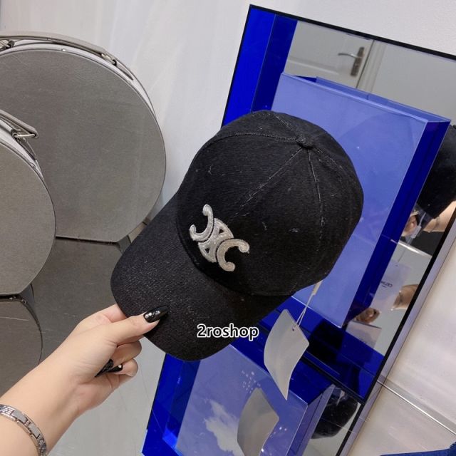 셀린느볼캡블랙
