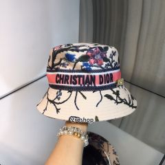 디올버킷햇화이트