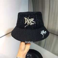 디올로고오블리크버킷햇