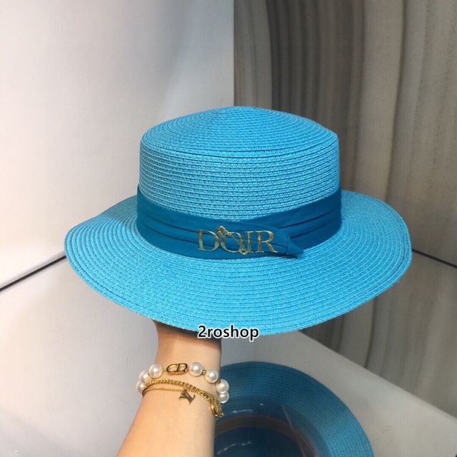 디올로고모자화이트