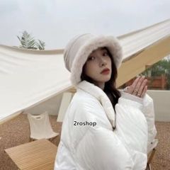 셀린느모자화이트