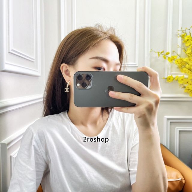 CHANEL 피어싱