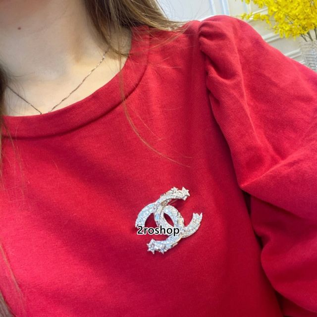 CHANEL 브로치