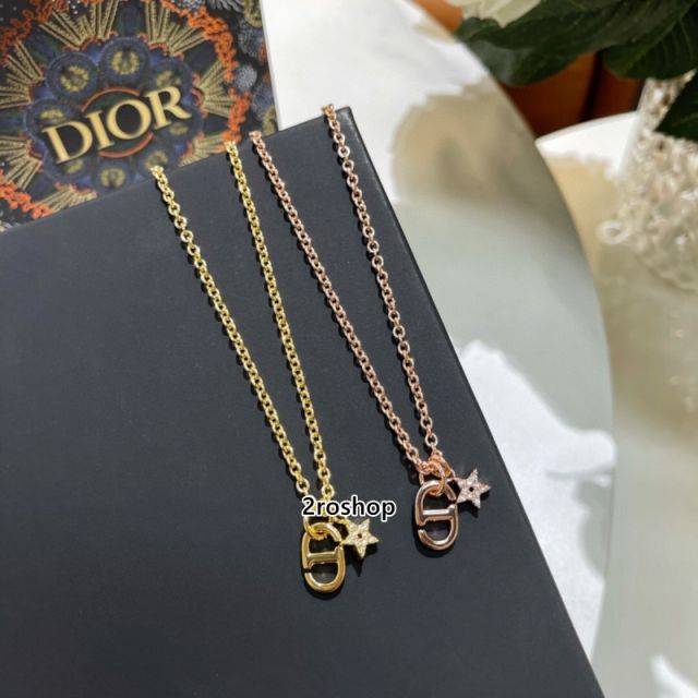 DIOR 목걸이