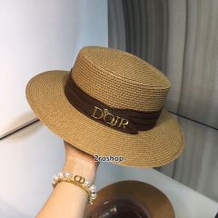 디올로고모자화이트