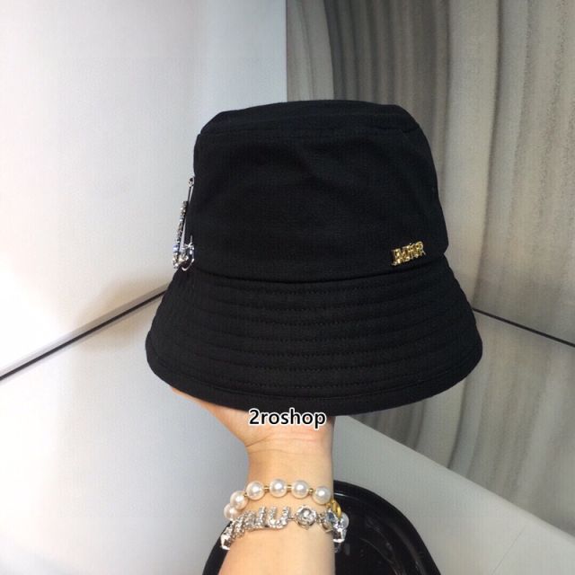 디올버킷햇아이보리