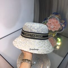 디올버킷햇화이트