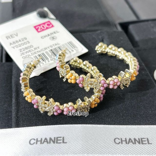 CHANEL 피어싱