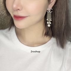 CHANEL 피어싱