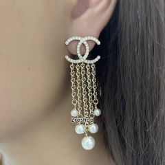 CHANEL 피어싱