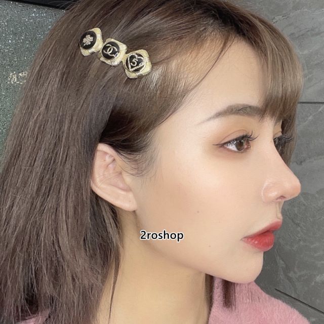 CHANEL 헤어핀