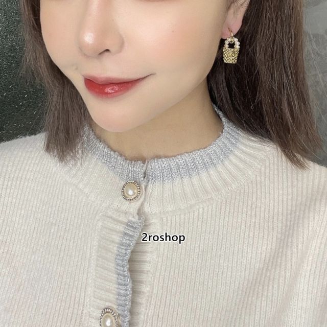 CHANEL 피어싱