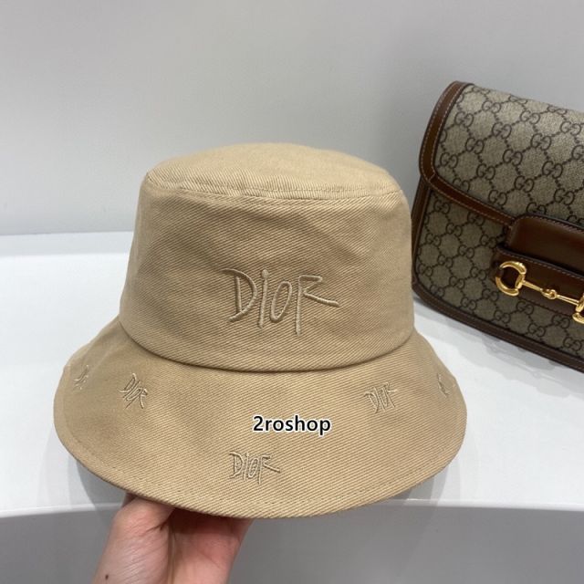 디올버킷햇아이보리