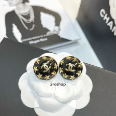 CHANEL 피어싱