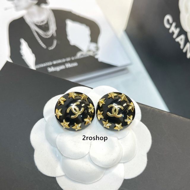 CHANEL 피어싱