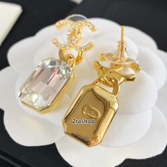 CHANEL 피어싱