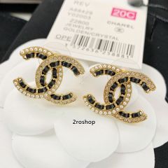 CHANEL 피어싱