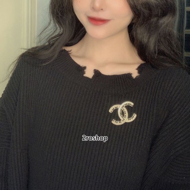 CHANEL 브로치