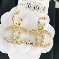 CHANEL 피어싱