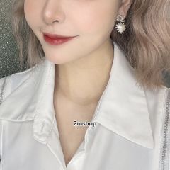 CHANEL 피어싱