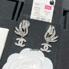 CHANEL 피어싱