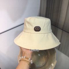 디올버킷햇아이보리