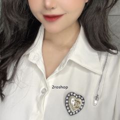 CHANEL 브로치