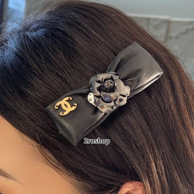 CHANEL 헤어핀