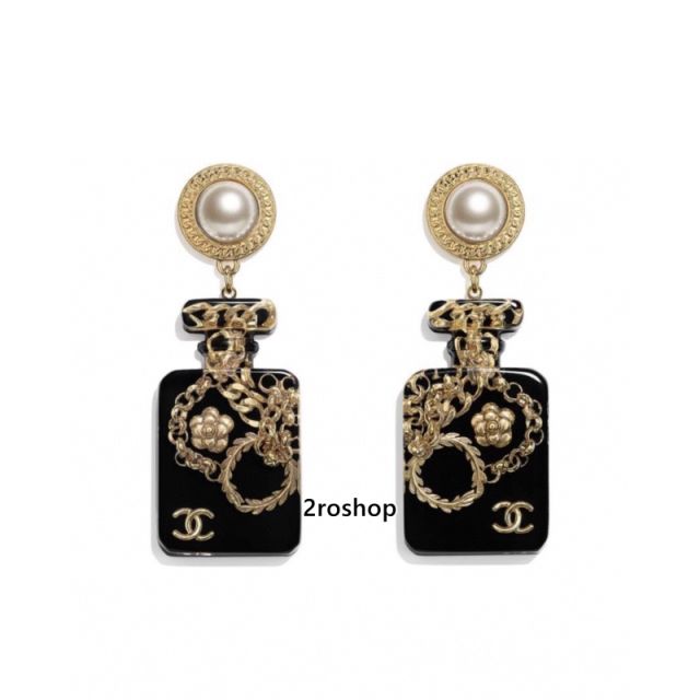 CHANEL 피어싱
