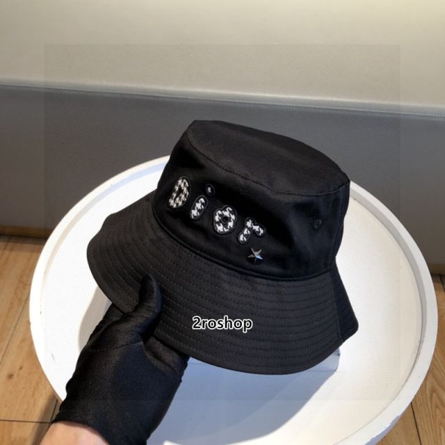 디올버킷햇화이트