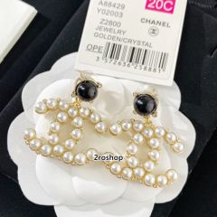CHANEL 피어싱