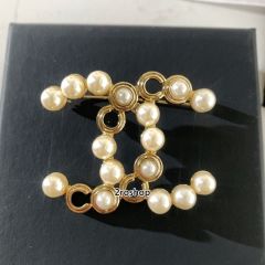 CHANEL 브로치