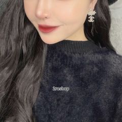 CHANEL 피어싱