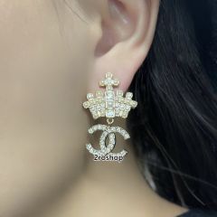 CHANEL 피어싱