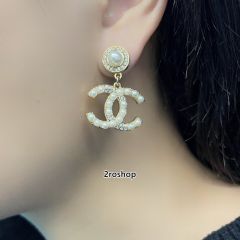 CHANEL 피어싱