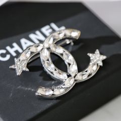 CHANEL 브로치
