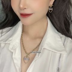 DIOR 목걸이