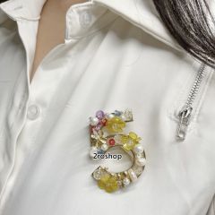 CHANEL 브로치