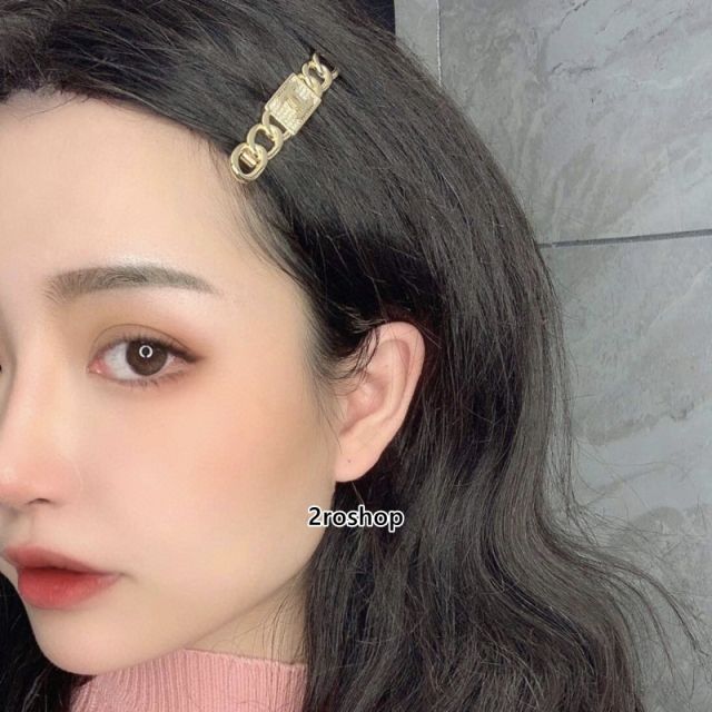 CHANEL 헤어핀