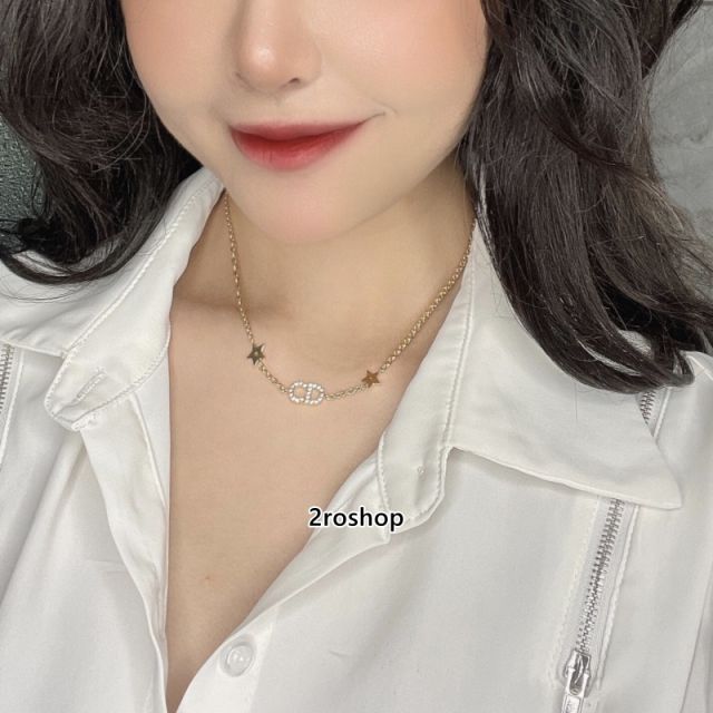 DIOR 목걸이