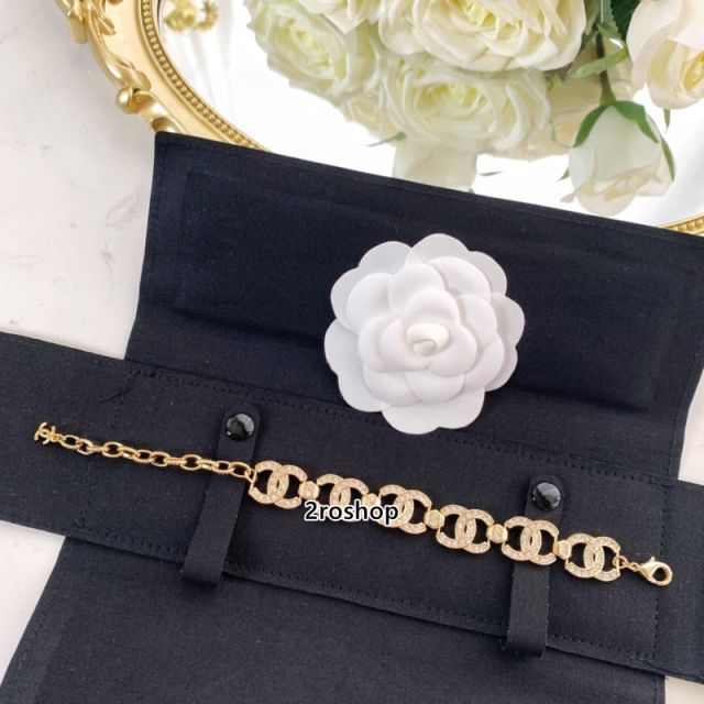 CHANEL 팔찌