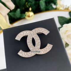 CHANEL 브로치