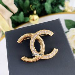 CHANEL 브로치