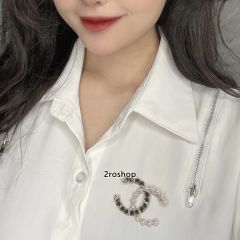 CHANEL 브로치