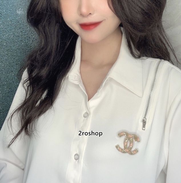 CHANEL 브로치