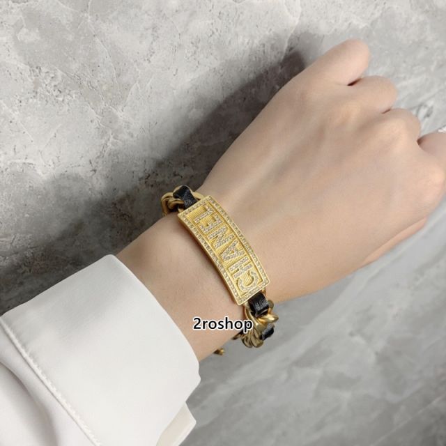 CHANEL 팔찌