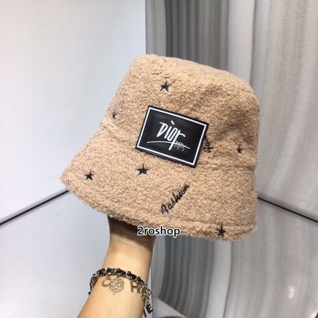 디올버킷햇블랙