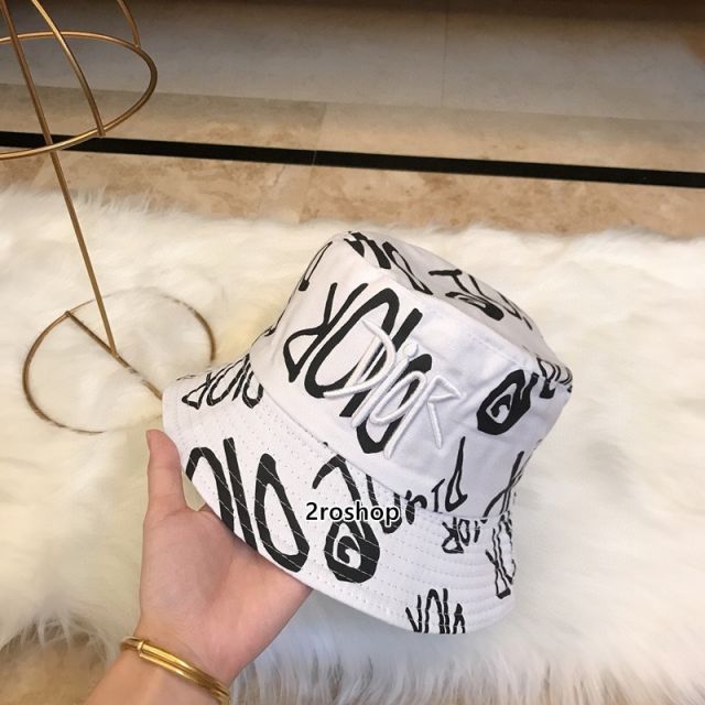 디올로고버킷햇주황