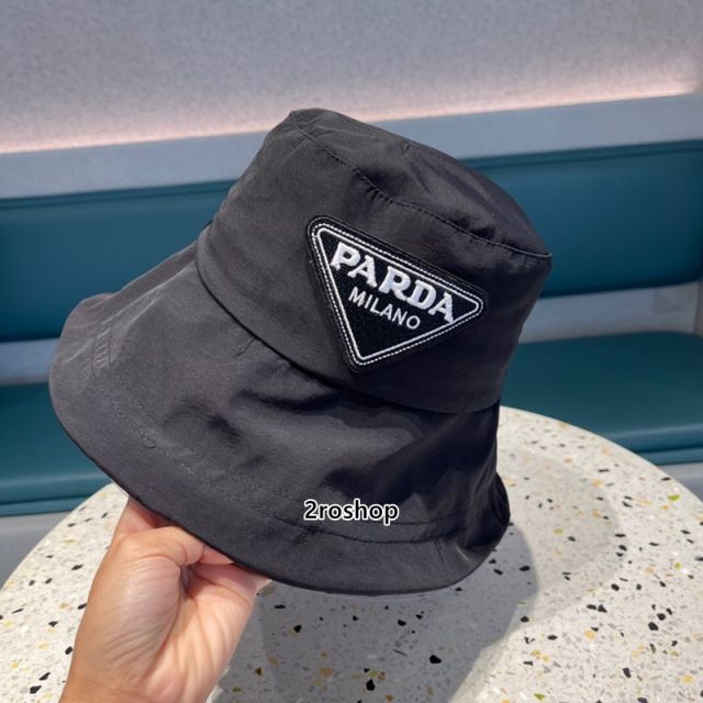 프라다로고버킷햇블랙